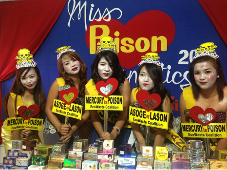 EcoWaste Coalition staged a mock “Miss Poison Cosmetics” beauty pageant as part of their IMEAP project to draw public attention to the danger of using mercury-containing skin-whitening products. Photo by EcoWaste Coalition.